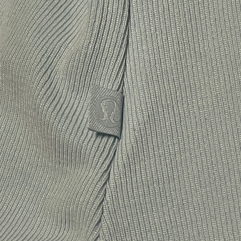 NWT Lululemon Asymmetrical Tank Top Sleeveless Powder Blue - Picture 6 of 7